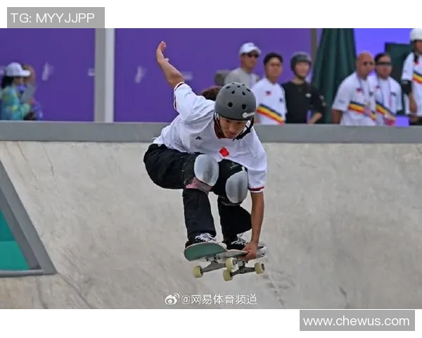 杭州滑板队引领潮流最新滑板配合TOP10精彩呈现